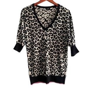 Anthropologie - Fate Pullover  V-Neck Sweater Animal Print 3/4 SleeveSize Medium